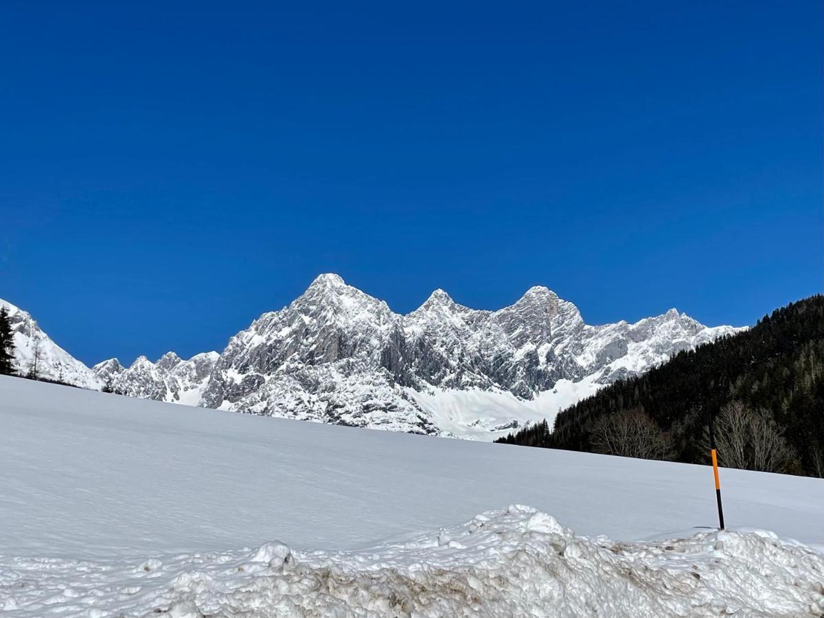 شقة Traumblick Dachstein رادستادت المظهر الخارجي الصورة